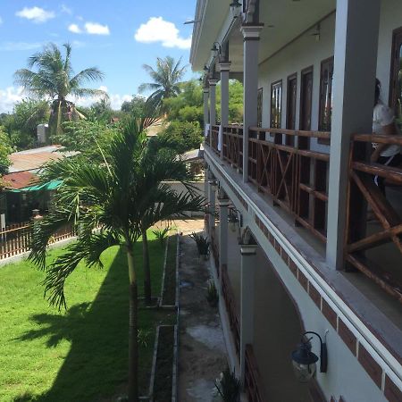Mama Leurth Sunset Guesthouse Ban Dondét Екстериор снимка
