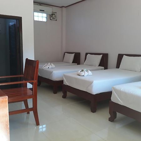 Mama Leurth Sunset Guesthouse Ban Dondét Екстериор снимка