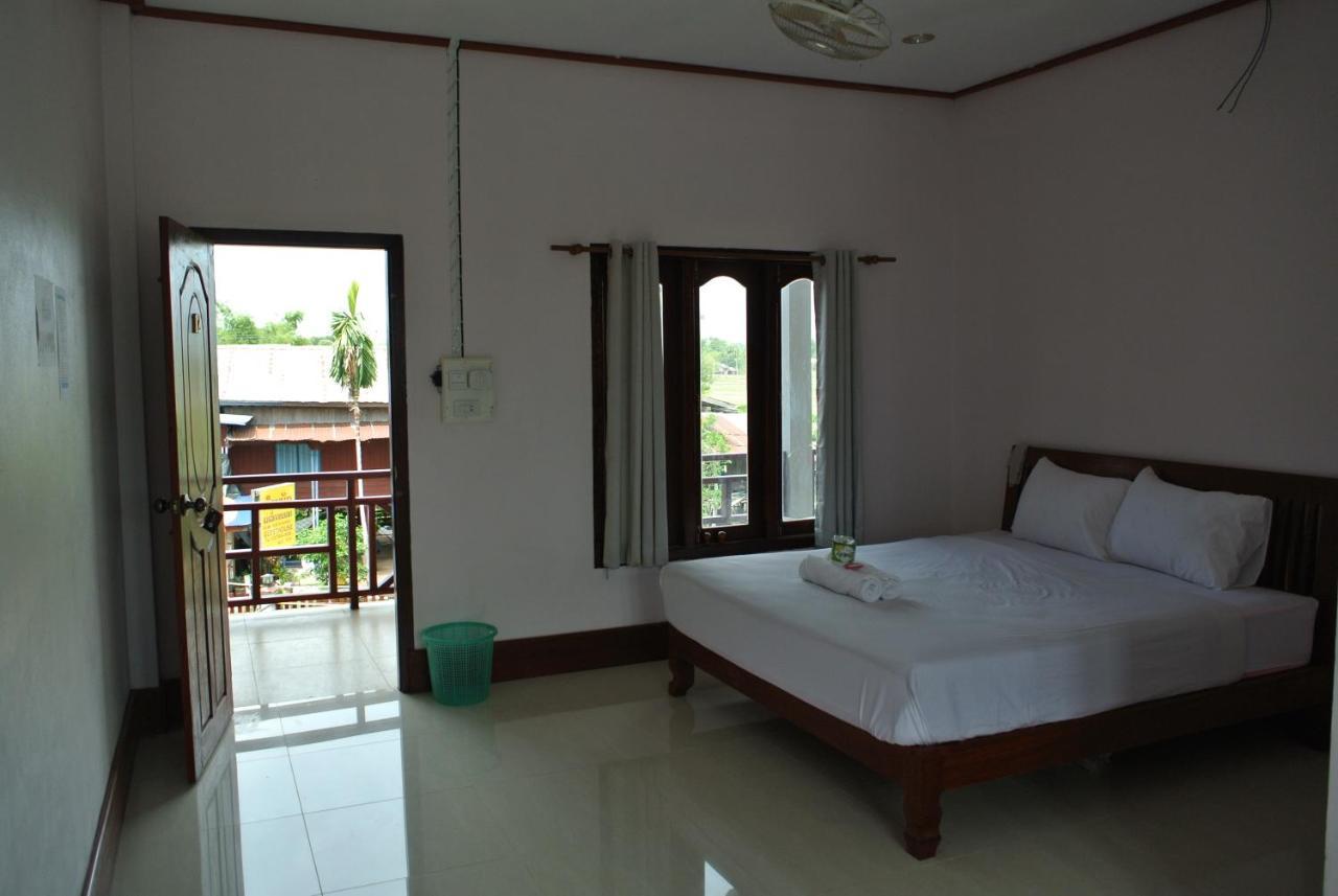 Mama Leurth Sunset Guesthouse Ban Dondét Стая снимка
