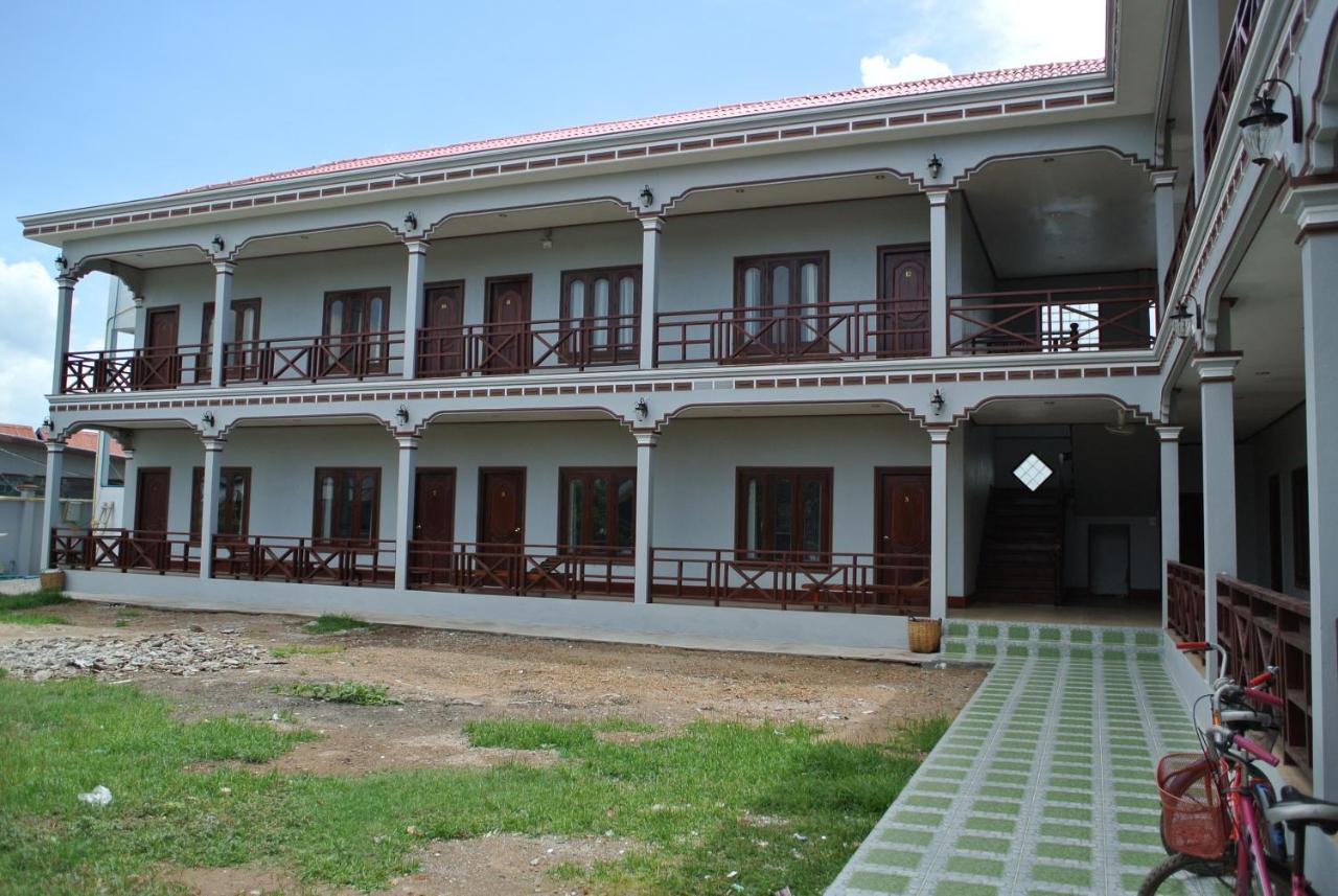 Mama Leurth Sunset Guesthouse Ban Dondét Екстериор снимка