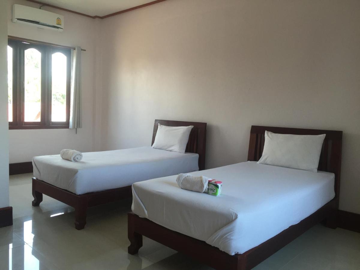 Mama Leurth Sunset Guesthouse Ban Dondét Екстериор снимка