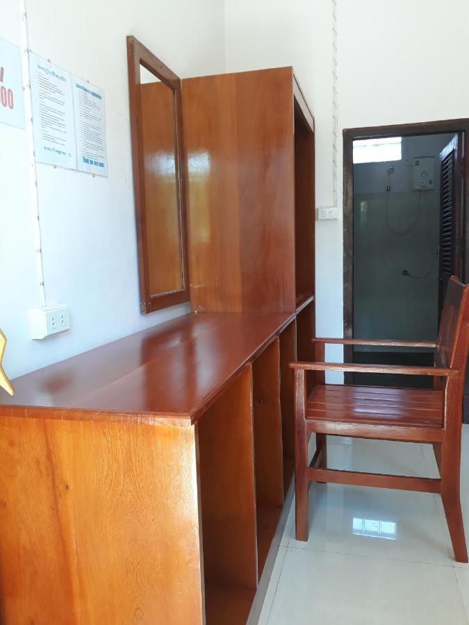 Mama Leurth Sunset Guesthouse Ban Dondét Екстериор снимка