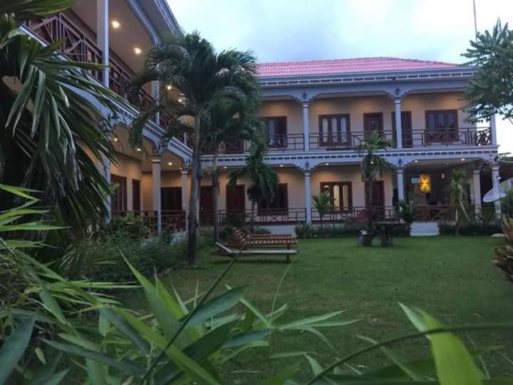 Mama Leurth Sunset Guesthouse Ban Dondét Екстериор снимка