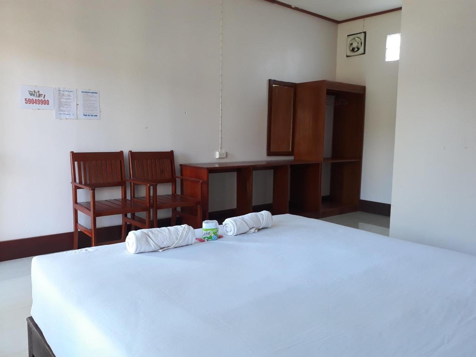 Mama Leurth Sunset Guesthouse Ban Dondét Екстериор снимка