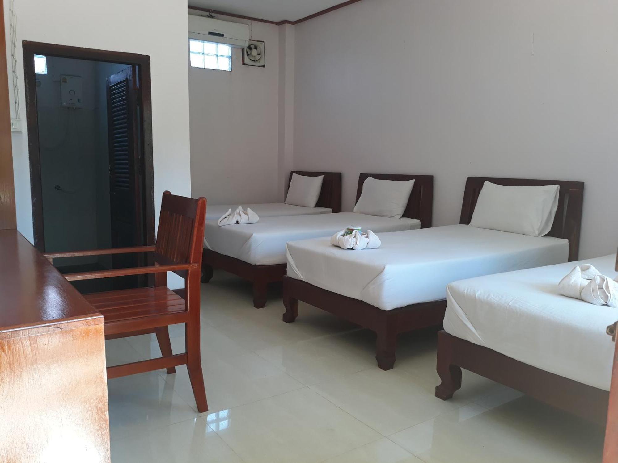 Mama Leurth Sunset Guesthouse Ban Dondét Екстериор снимка